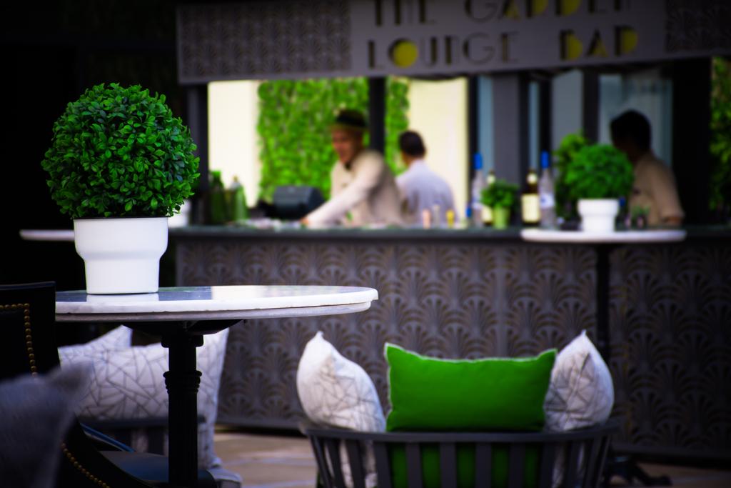 Le Garden Lounge Bar